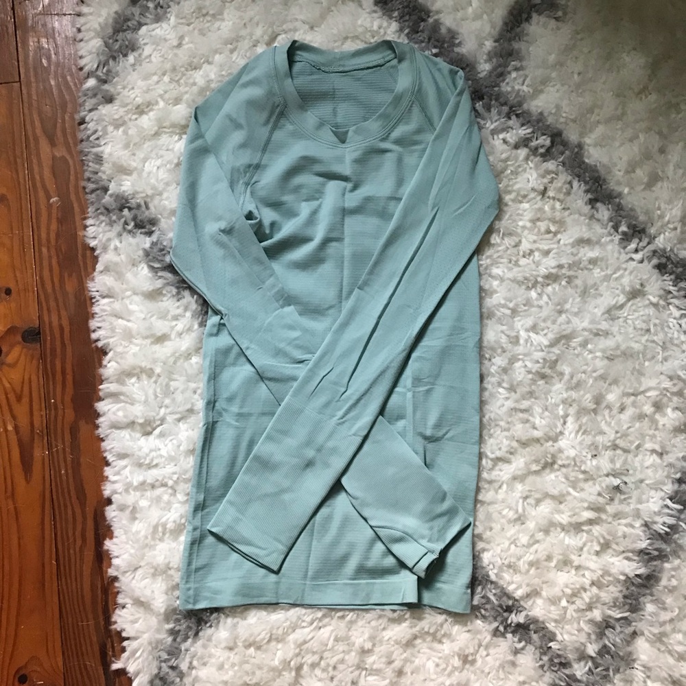 Lululemon Swiftly Tech Long Sleeve